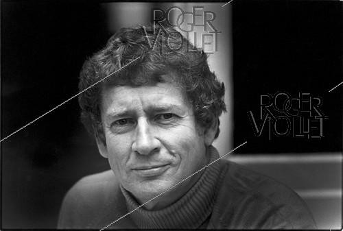 Roger-Viollet | 1410515 | André Brink (1935-2015), South African writer. 1996. | &copy; Irmeli Jung / Roger-Viollet