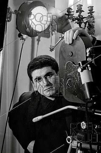 Roger-Viollet | 1644037 | Claude Lelouch (born in 1937), French filmmaker. 1960s. Photograph by Philippe R. Doumic (1927–2013). | &copy; Philippe R. Doumic / Roger-Viollet