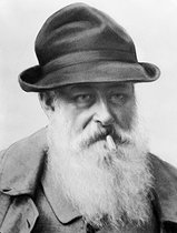 Roger-Viollet | 556933 | Claude Monet (1840-1926), French painter. | &copy; Collection Martinie / Roger-Viollet
