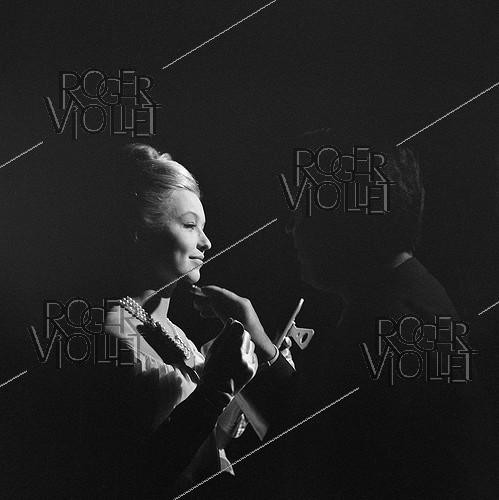 Roger-Viollet | 779292 |  Climats , film by Stellio Lorenzi. Marina Vlady. France, on August 27, 1961. | &copy; Alain Adler / Roger-Viollet