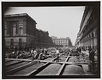 Roger-Viollet | 175467 | Construction du chemin de fer métropolitain de Paris : ligne 1, 5e lot. 59 : Station Louvre, plancher de la station. 1er mai 1899. Photographie de Charles Maindron (1861-1940). Paris, bibliothèque de l'Hôtel de Ville. | &copy; Charles Maindron / BHdV / Roger-Viollet