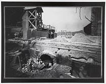 Roger-Viollet | 582255 | Construction du chemin de fer métropolitain de Paris : ligne 1, 6e lot. 166 : Station de la Concorde. Galerie d'évacuation. Collecteur Rivoli et galerie sèche. 20 juillet 1899. Photographie de Charles Maindron (1861-1940). Paris, bibliothèque de l'Hôtel de Ville. | &copy; Charles Maindron / BHdV / Roger-Viollet