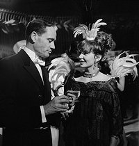 Roger-Viollet | 677878 | Gala de l'Union des Artistes, charity circus performed by artists. Mel Ferrer (1917-2008), American actor, director and producer, and Marina Vlady (1938-2026), French actress. Paris, March 1962. | &copy; Studio Lipnitzki / Roger-Viollet