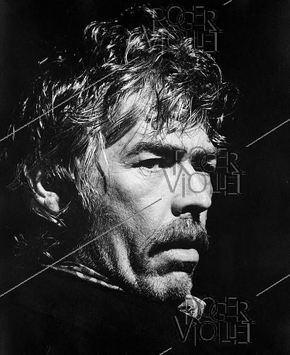 Roger-Viollet | 823514 | James Coburn in  Pat Garrett and Billy the Kid , film of Sam Peckinpah. USA, 1973 | &copy; Roger-Viollet / Roger-Viollet