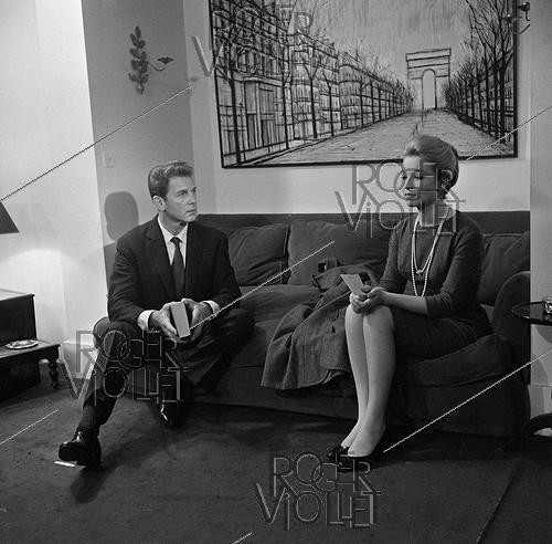 Roger-Viollet | 598660 | Jean-Pierre Aumont (1911-2001) and Marina Vlady (1938-2026), French actors, during the shooting of  L'Orgueil , sketch from  Les Sept Péchés Capitaux , film by Roger Vadim. France, on October 27, 1961. | &copy; Alain Adler / Roger-Viollet