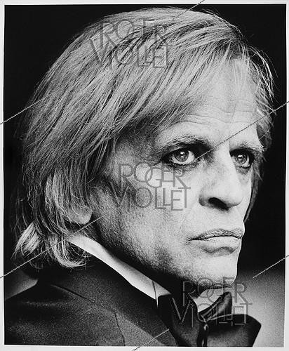 Roger-Viollet | 306248 | Klaus Kinski (1926-1991), German actor. Paris, 1977. | &copy; Bruno de Monès / Roger-Viollet
