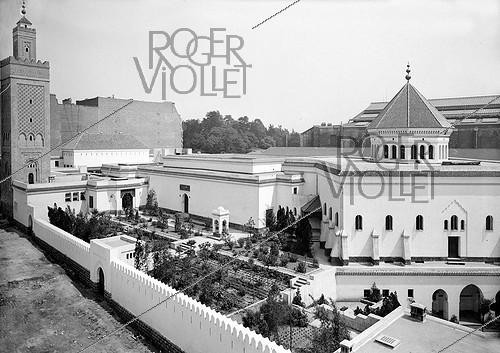 Roger-Viollet | 791530 | La Grande Mosquée de Paris (5ème arr.), 1926. | &copy; Albert Harlingue / Roger-Viollet