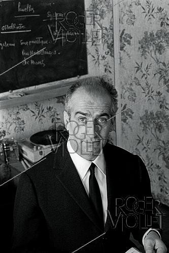 Roger-Viollet | 1643993 | Louis de Funès (1914–1983), French actor. Paris, 1960s. Photograph by Philippe R. Doumic (1927–2013). | &copy; Philippe R. Doumic / Roger-Viollet
