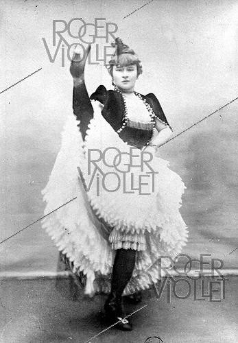 Roger-Viollet | 364426 | Louise Weber known as La Goulue (1869-1929), French dancer. | &copy; Roger-Viollet / Roger-Viollet