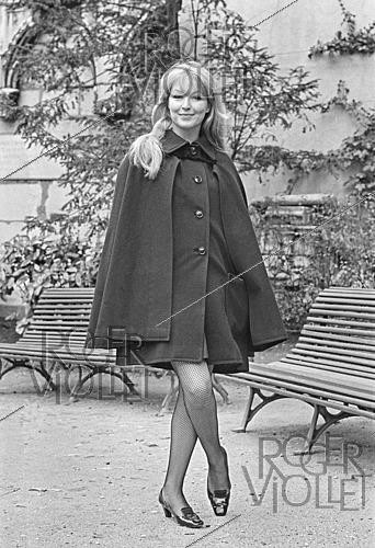 Roger-Viollet | 1417468 | Marina Vlady (1938-2026), French actress and writer, on February 14, 1968. Photograph by Bernard Hermann, from the collections of the French newspaper  France-Soir . Bibliothèque historique de la Ville de Paris. | &copy; Bernard Hermann / Fonds France-Soir / BHVP / Roger-Viollet