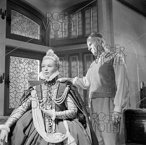 Roger-Viollet | 429782 | Marina Vlady (1938-2026), French actress, and Jean Delannoy (1908-2008), French director, during the shooting of his film  La Princesse de Clèves . France, on November 18, 1960. | &copy; Alain Adler / Roger-Viollet