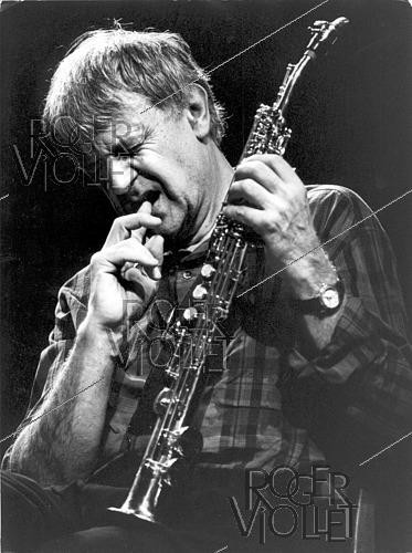 Roger-Viollet | 1472894 | Michel Portal (1935-2026), compositeur et musicien français, lors d'un concert, 1995. | &copy; Christian Rose / Roger-Viollet