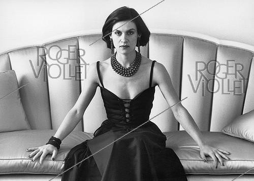 Roger-Viollet | 1067708 | Paloma Picasso (née en 1949), couturière franco-espagnole. 23 février 1977. | &copy; Jean-Régis Roustan / Roger-Viollet