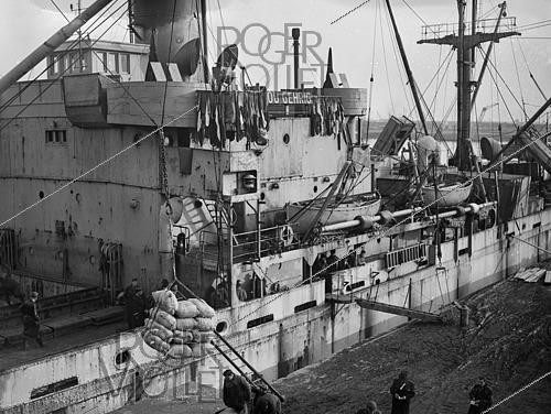 Roger-Viollet | 1421915 | World War II.  Le Havre  Liberty cargo ship transporting food and supplies to help rebuild Europe after the war. France, on February 24, 1945. Photograph from the collections of the French newspaper  France-Soir . Bibliothèque historique de la Ville de Paris. | &copy; Fonds France-Soir / BHVP / Roger-Viollet